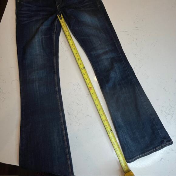 Express Low Rise Stella Regular Boot Cut Jeans Size 2 Short - Picture 9 of 12